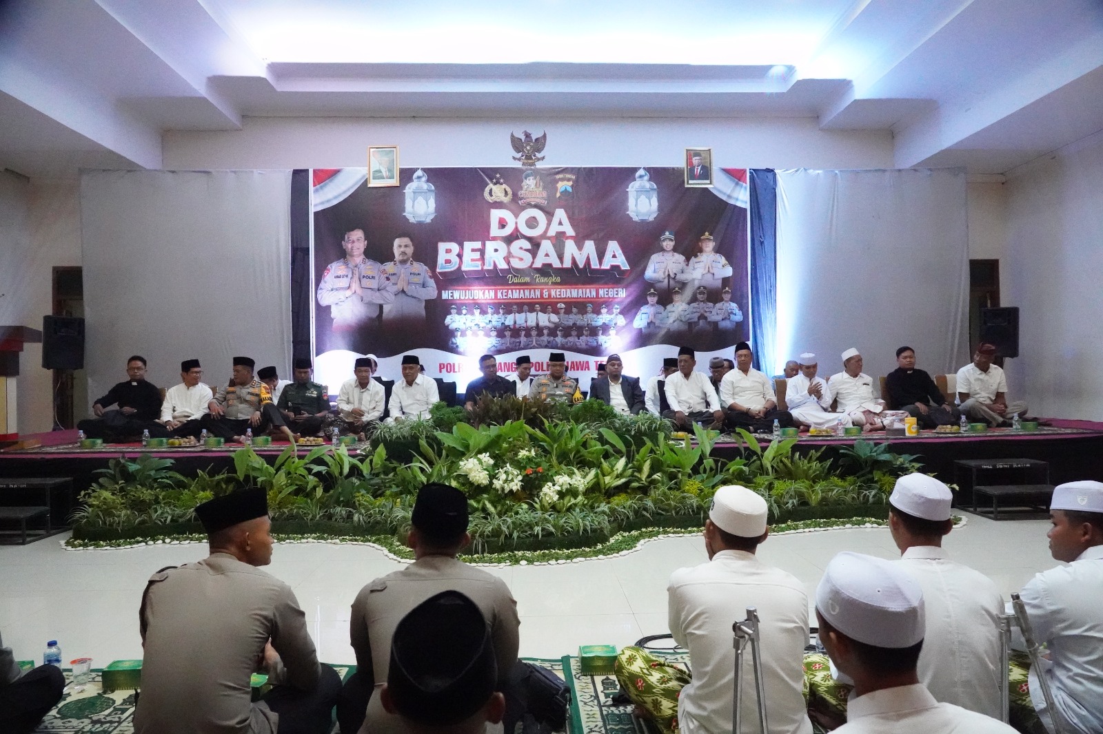 Wujudkan Keamanan dan Kedamaian Negeri, Polres Batang Gelar Doa Bersama Lintas Agama